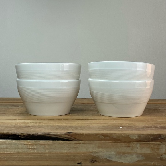 Set of Four EVA AIR Taiwan First Class Luzerne White Ceramic Bowls - Picture 2 of 12